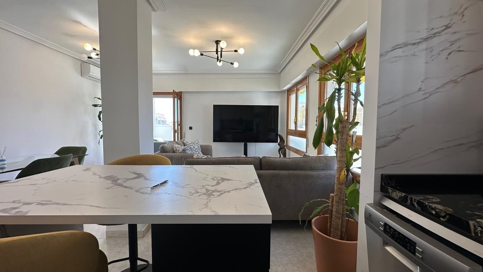 Apartamento de 2 Dormitorios en, Torrevieja - 9