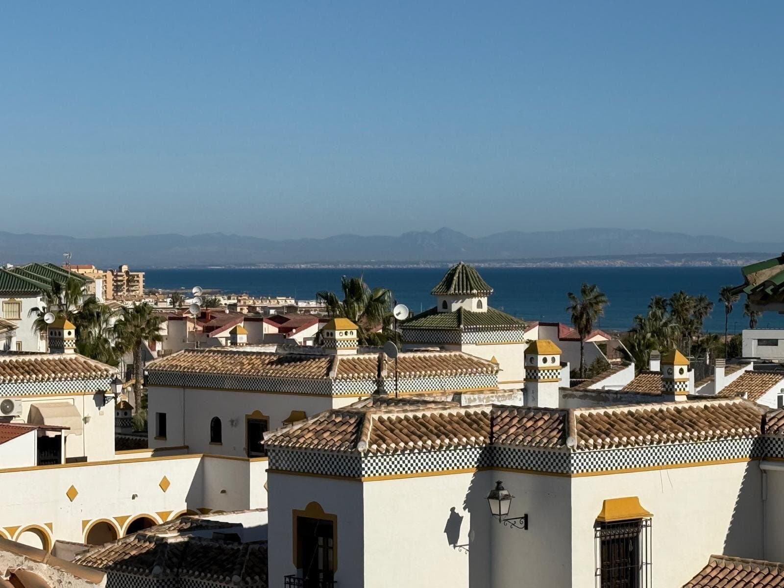 3-Bedroom Bungalow in Torre la Mata, Torrevieja - 3