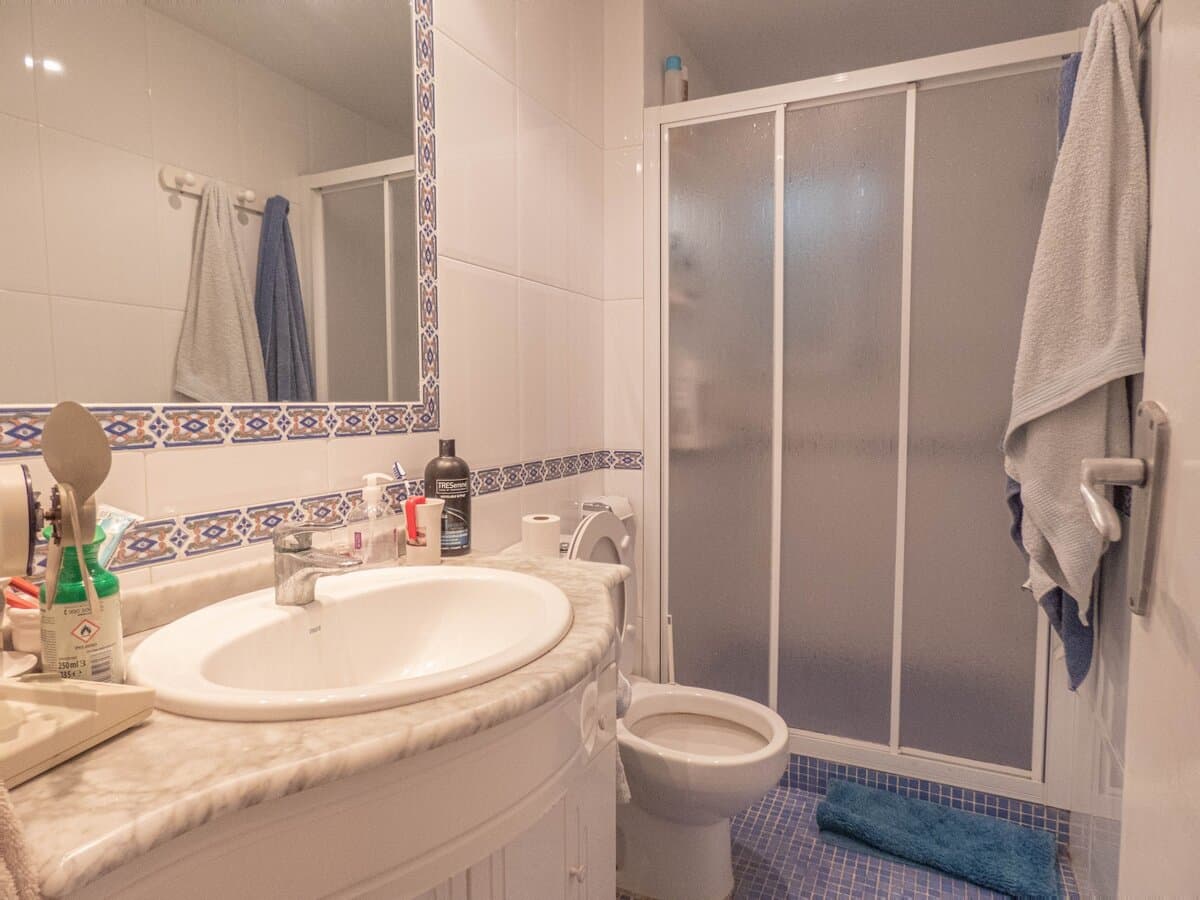 Villa de 6 Dormitorios en Aguamarina, Orihuela Costa - 12