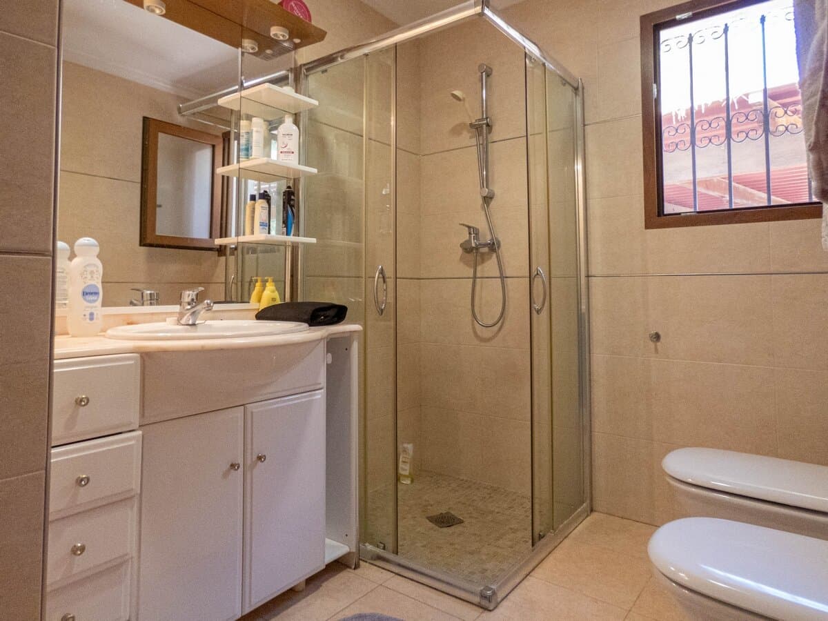 Villa de 6 Dormitorios en Aguamarina, Orihuela Costa - 20