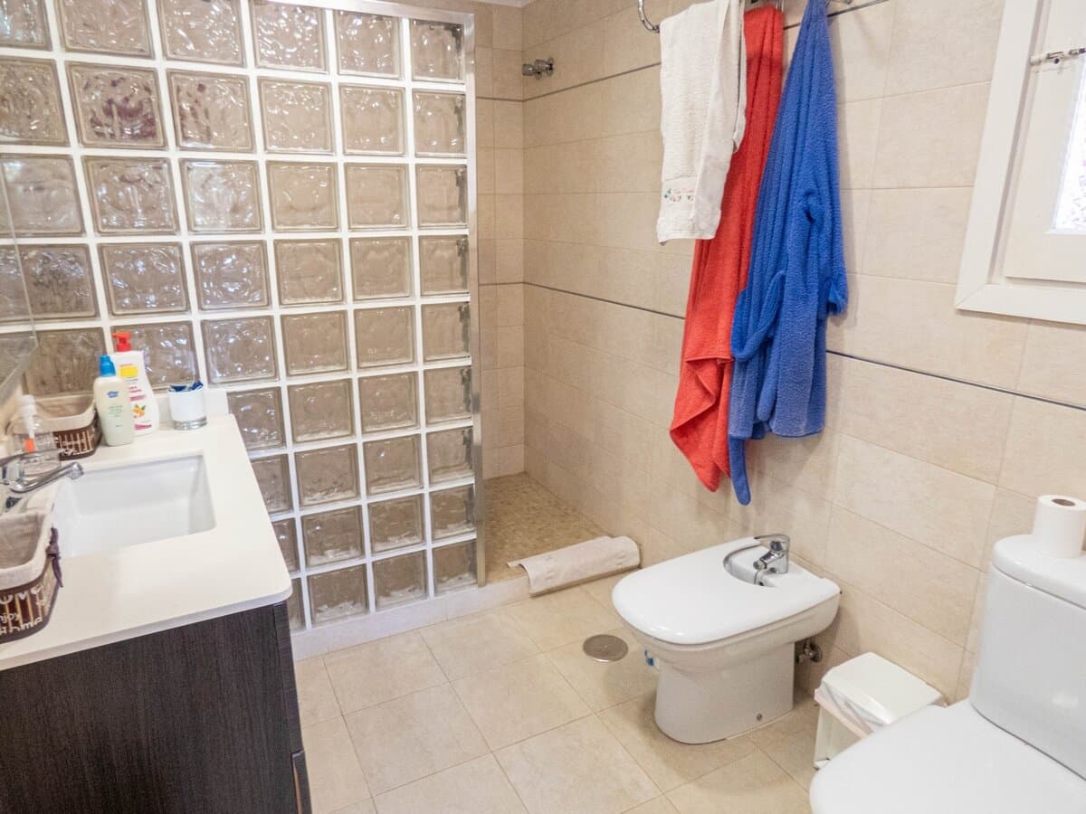 Villa de 6 Dormitorios en Aguamarina, Orihuela Costa - 23