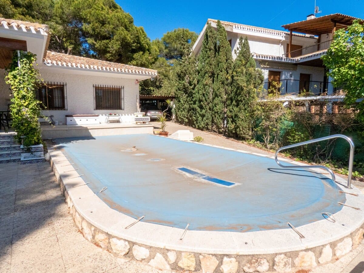 Villa de 6 Dormitorios en Aguamarina, Orihuela Costa - 28