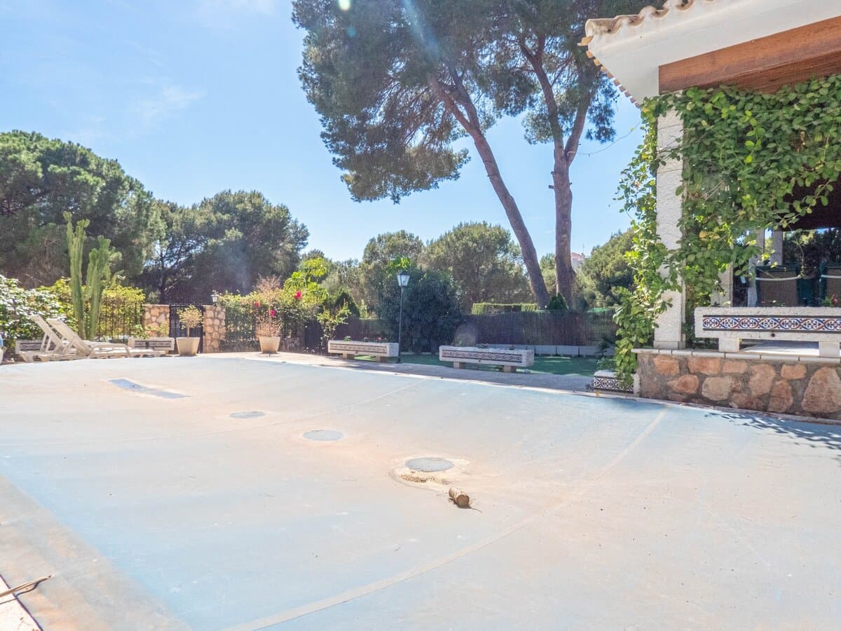 Villa de 6 Dormitorios en Aguamarina, Orihuela Costa - 29