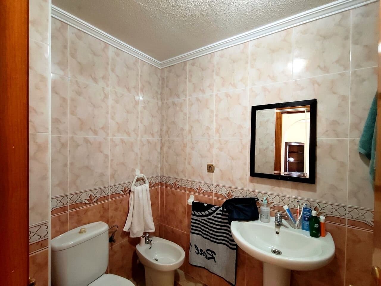 Apartamento de 2 Dormitorios en Villamartín-las Filipinas, Orihuela Costa - 13