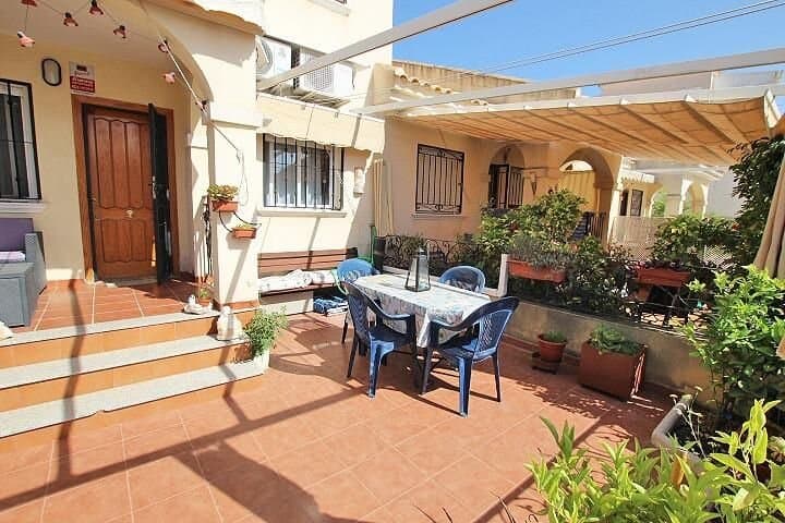Bungalow de 2 Dormitorios en Urbanizaciones, Guardamar del Segura - 16
