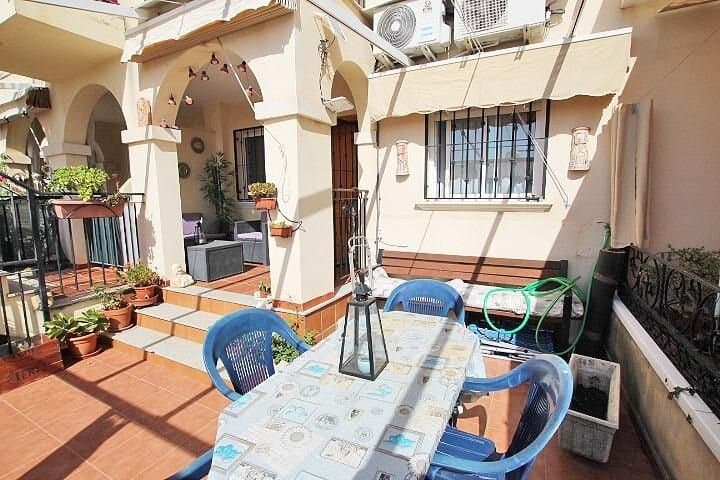 Bungalow de 2 Dormitorios en Urbanizaciones, Guardamar del Segura - 17