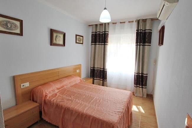 Bungalow de 2 Dormitorios en Urbanizaciones, Guardamar del Segura - 7