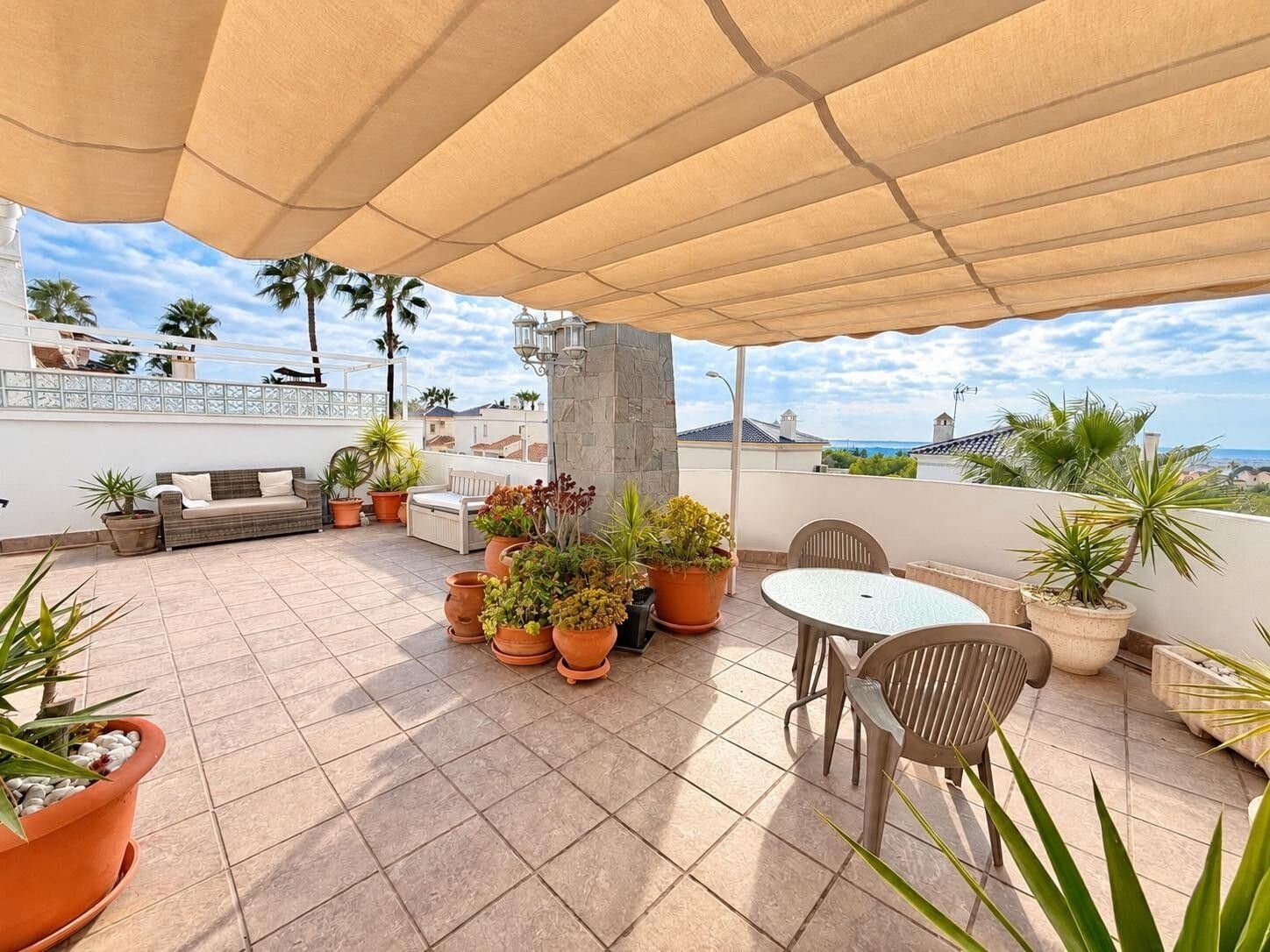 Villa de 3 Dormitorios en Villamartín-las Filipinas, Orihuela Costa - 34