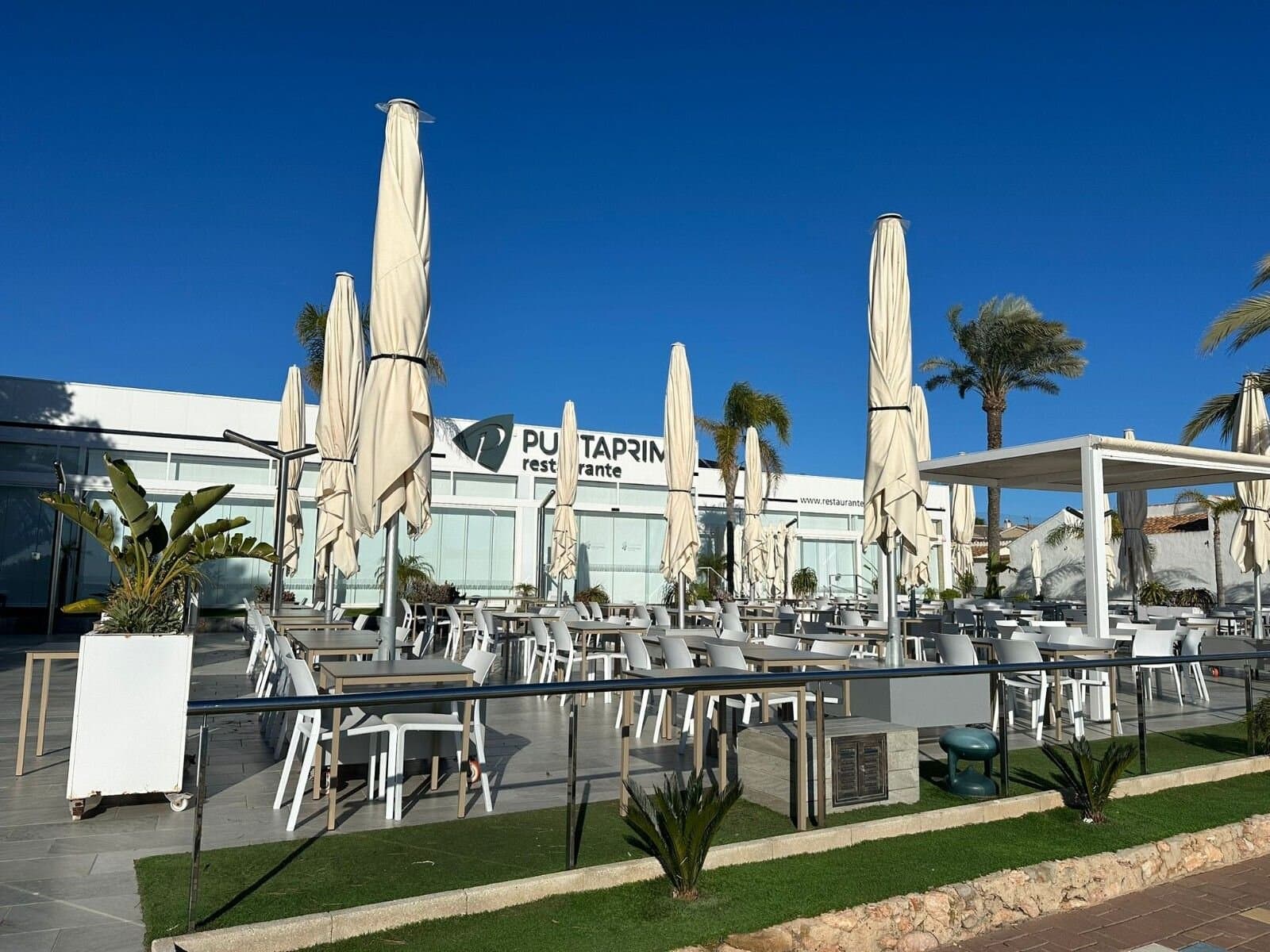 Villa de 3 Dormitorios en Villamartín-las Filipinas, Orihuela Costa - 50