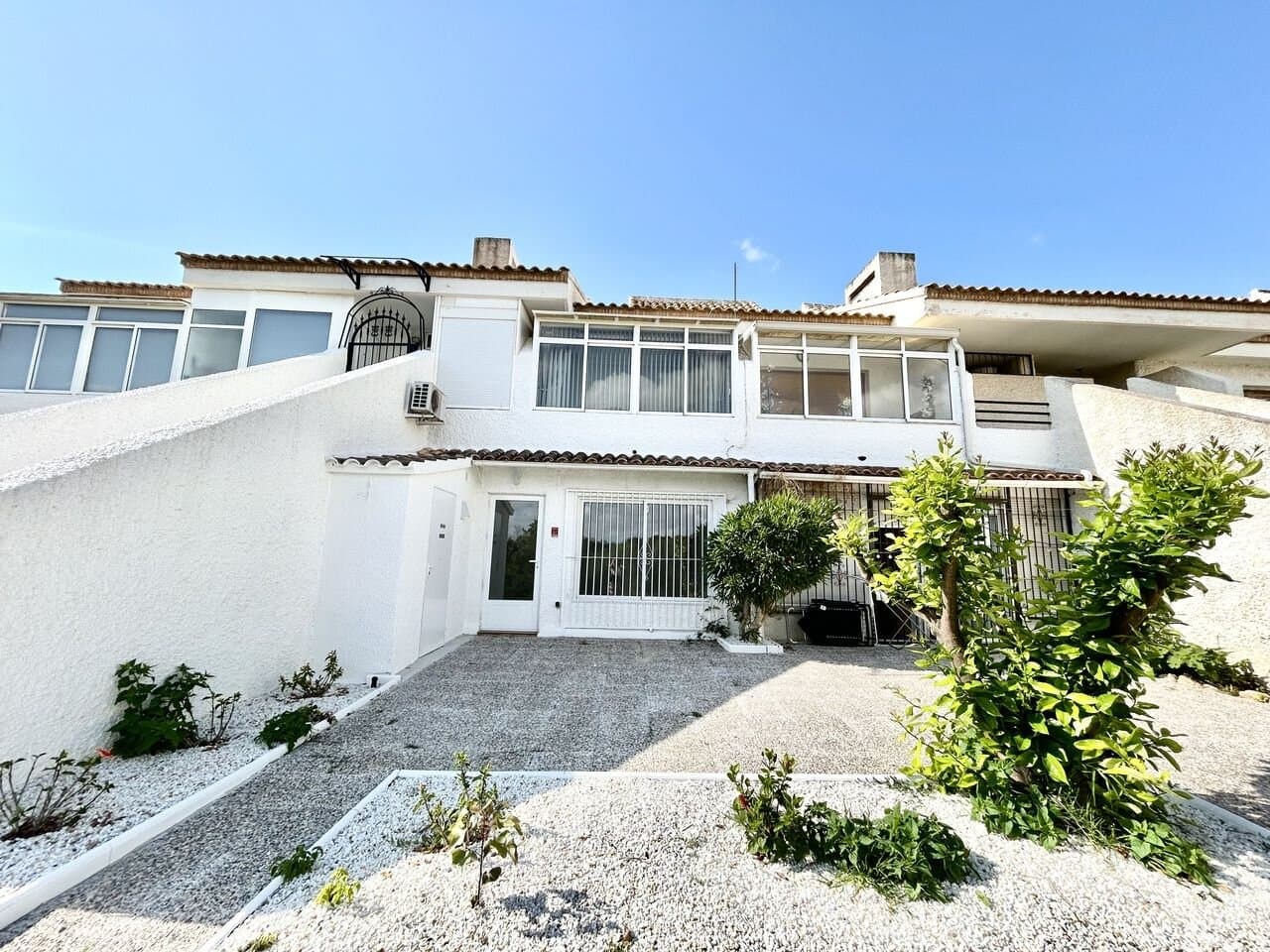 Appartement de 2 Chambres à Villamartin, Orihuela Costa - 24