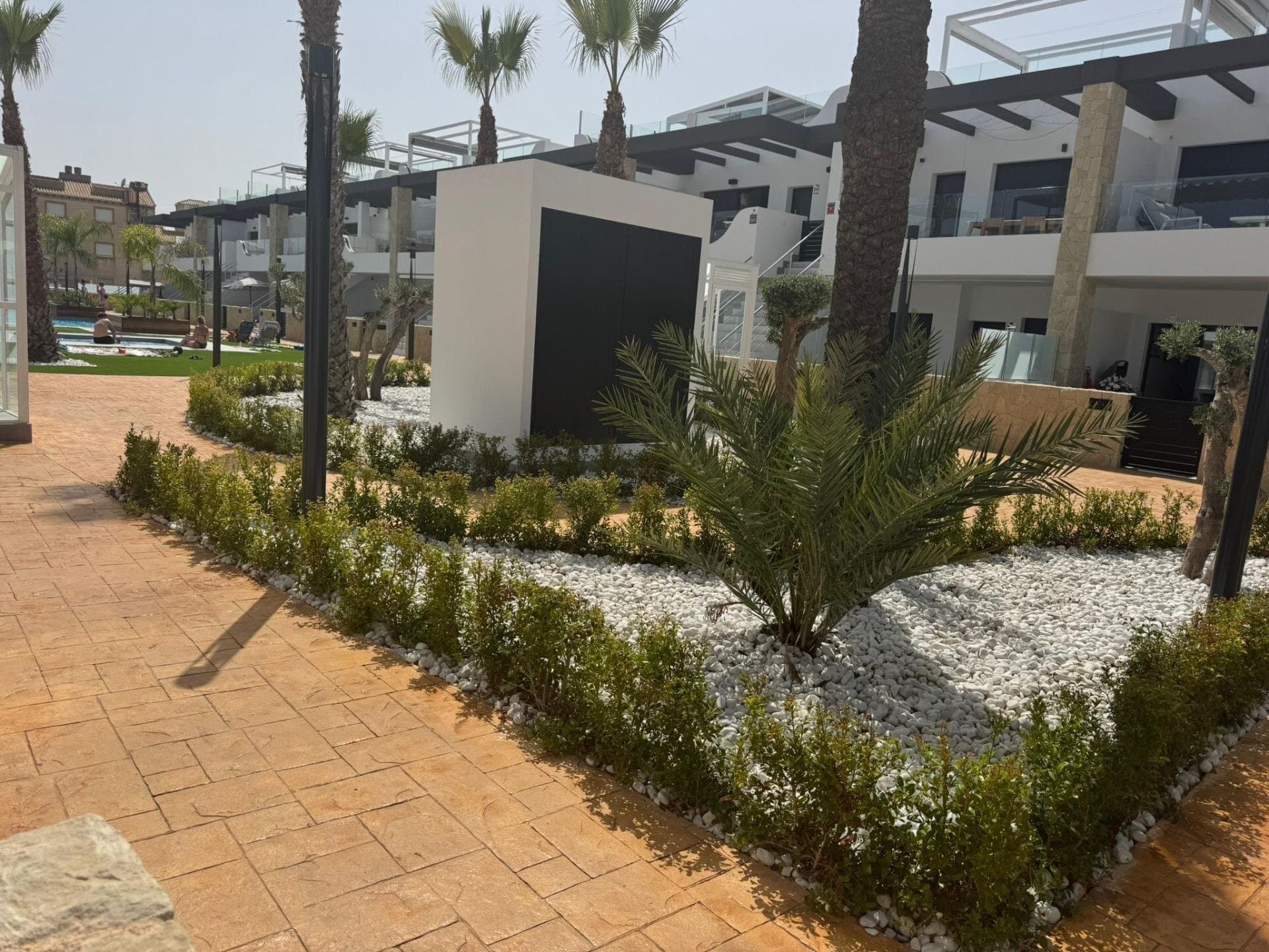 Apartamento de 3 Dormitorios en Rocio del Mar, Orihuela Costa - 3