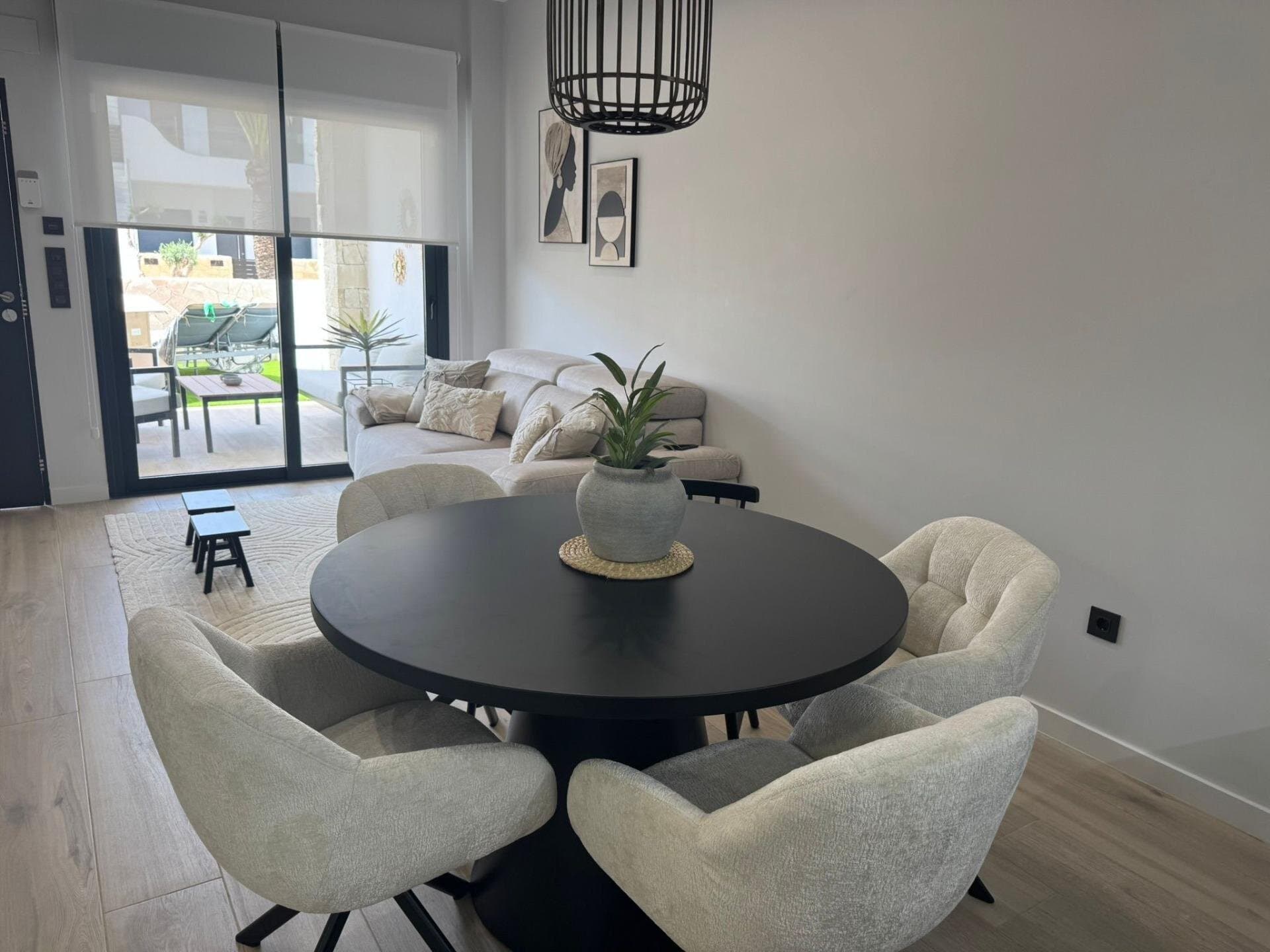 Apartamento de 3 Dormitorios en Rocio del Mar, Orihuela Costa - 49