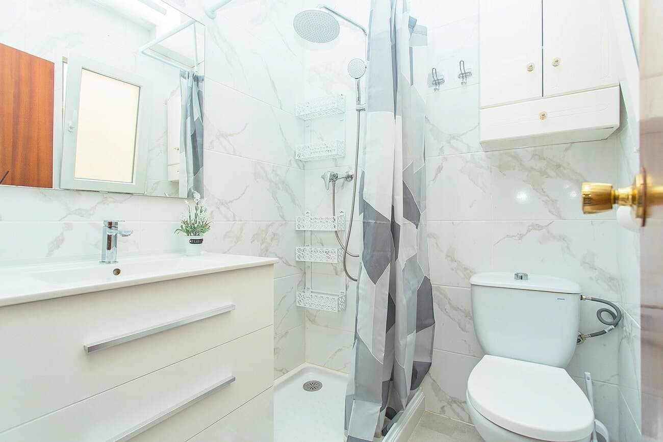 3-Bedroom Apartment in Centro, Torrevieja - 2