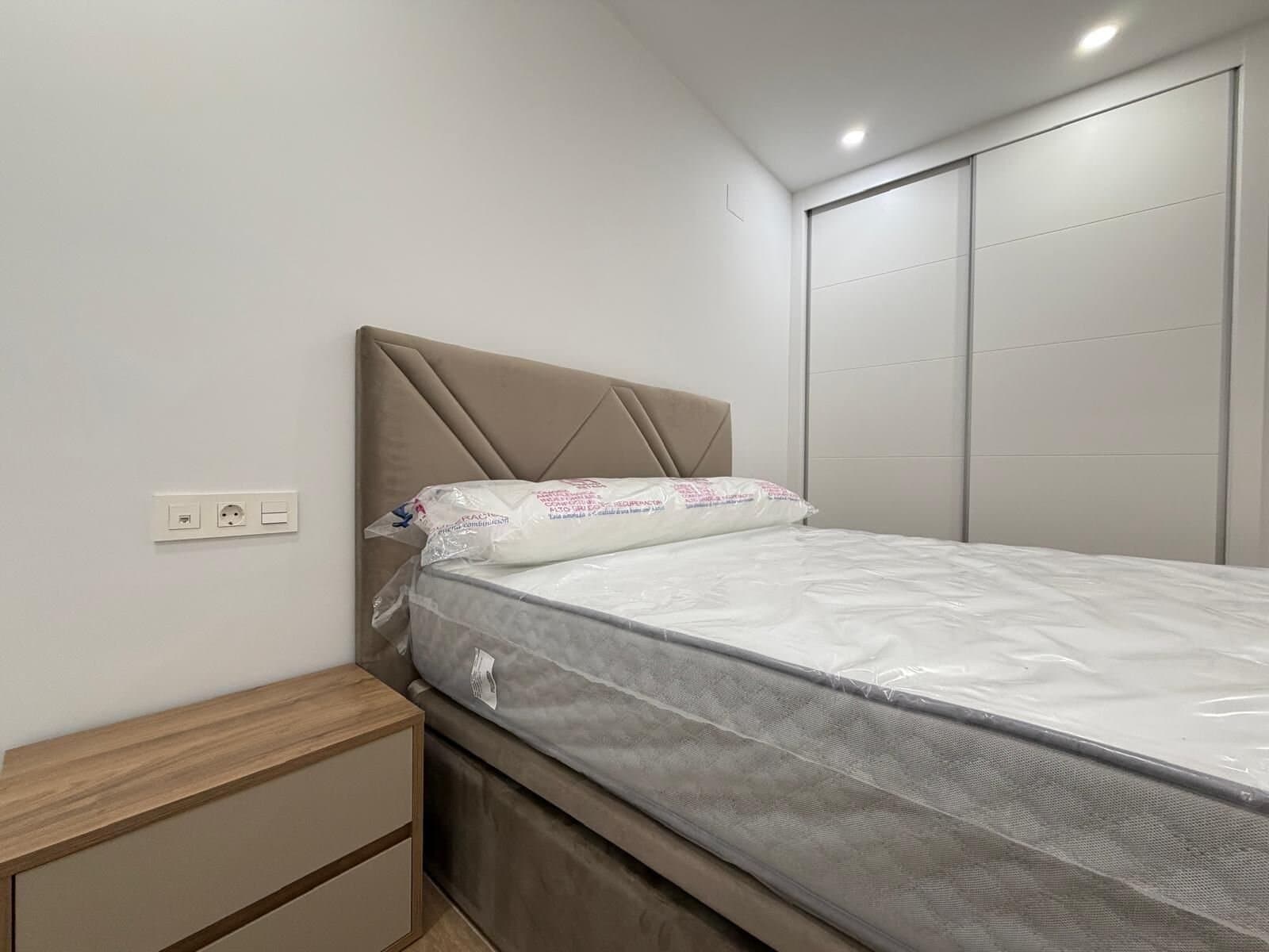 2-Bedroom Apartment in Estacion de Autobuses, Torrevieja - 10