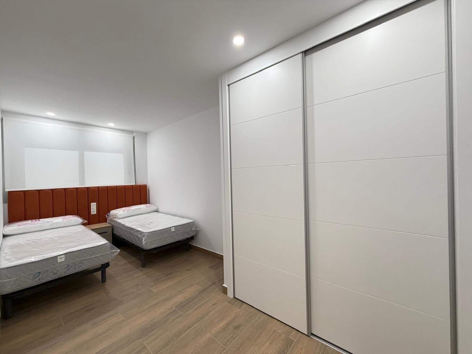 2-Bedroom Apartment in Estacion de Autobuses, Torrevieja - 19