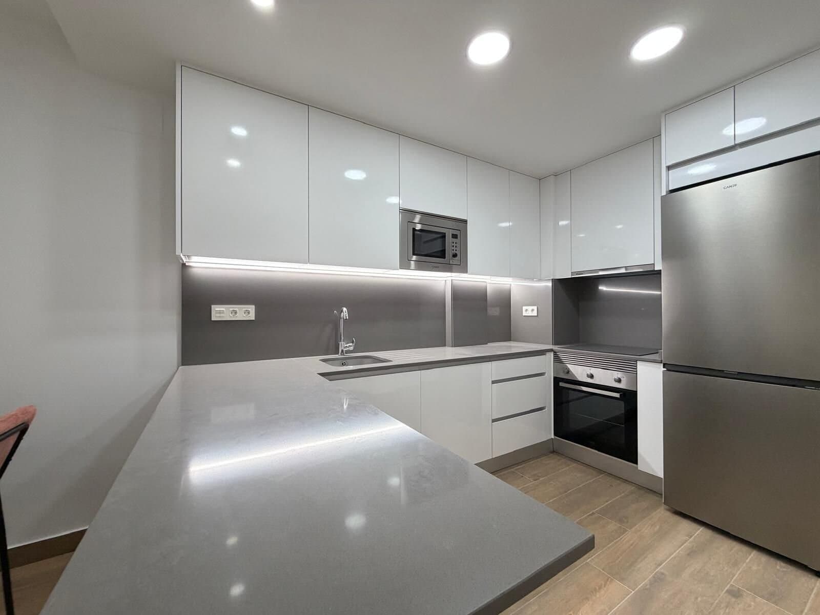 2-Bedroom Apartment in Estacion de Autobuses, Torrevieja - 36