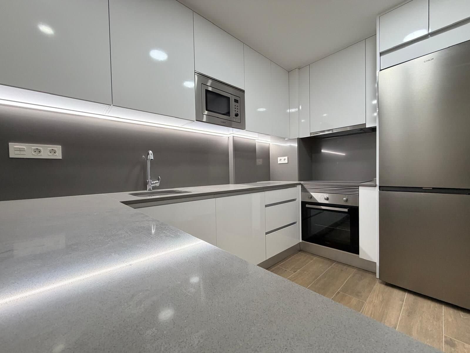 2-Bedroom Apartment in Estacion de Autobuses, Torrevieja - 37