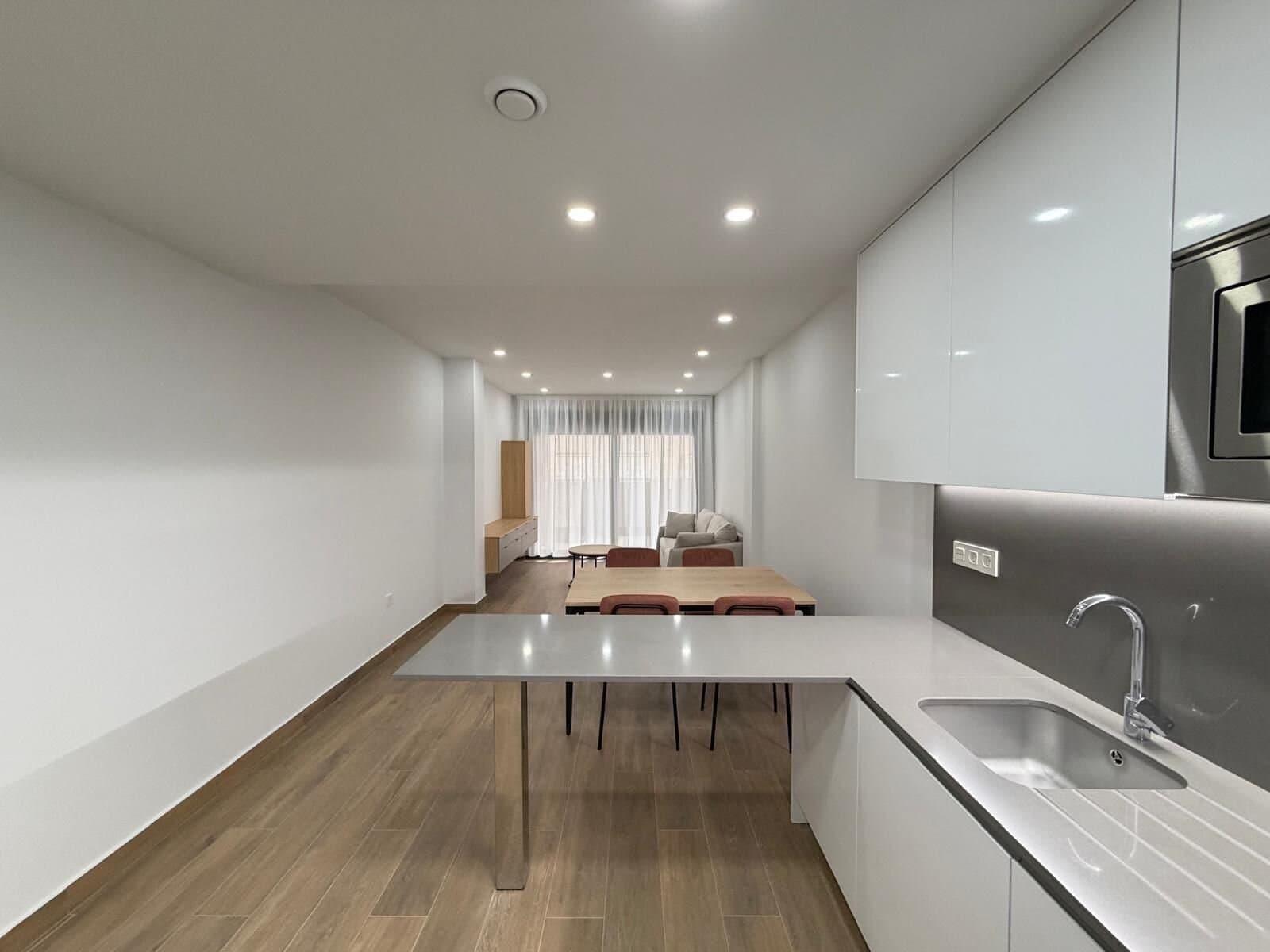 2-Bedroom Apartment in Estacion de Autobuses, Torrevieja - 40