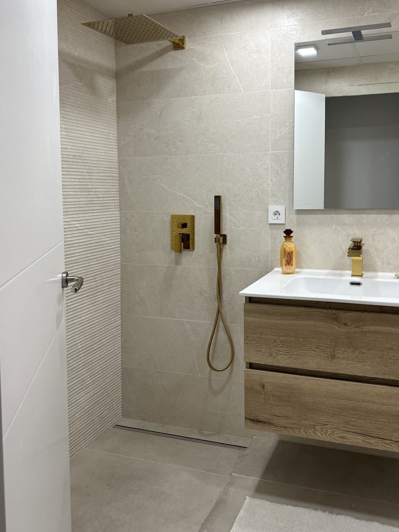 2-Bedroom Apartment in Centro, Torrevieja - 10