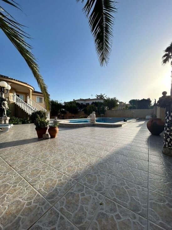 3-Bedroom Villa in Centro, Torrevieja - 18