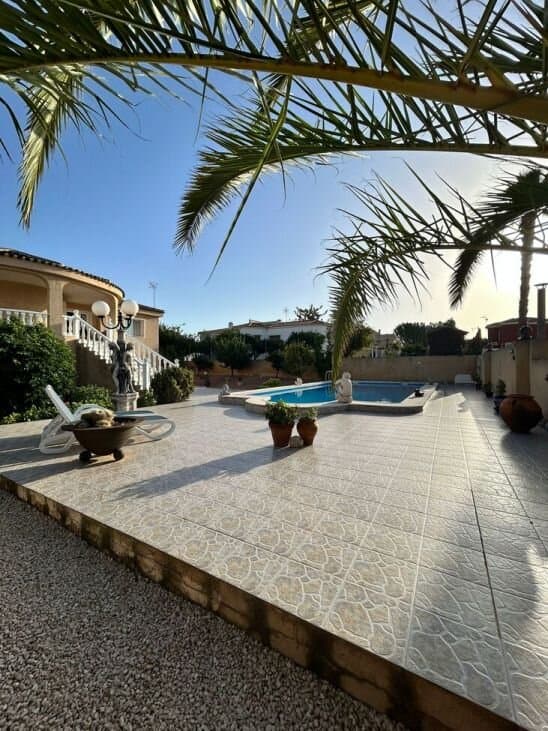 3-Bedroom Villa in Centro, Torrevieja - 3