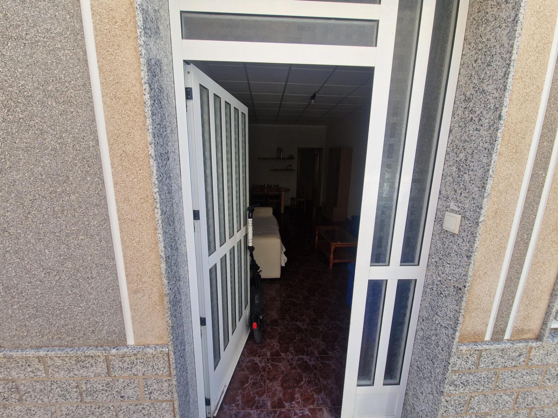 4-Bedroom House in Torrevieja, Torrevieja