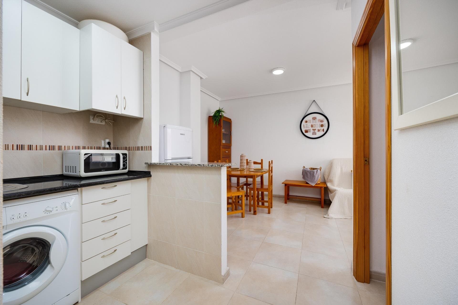 1-Bedroom Penthouse in Torrevieja - 12