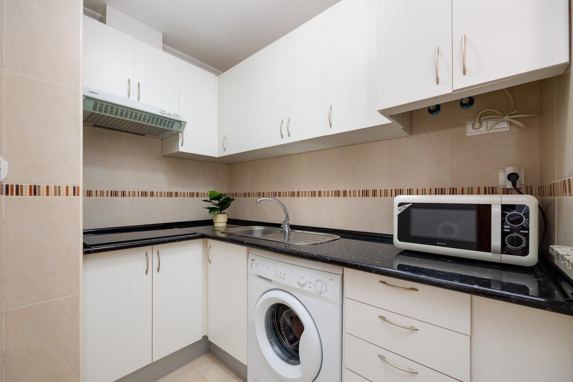 1-Bedroom Penthouse in Torrevieja - 14