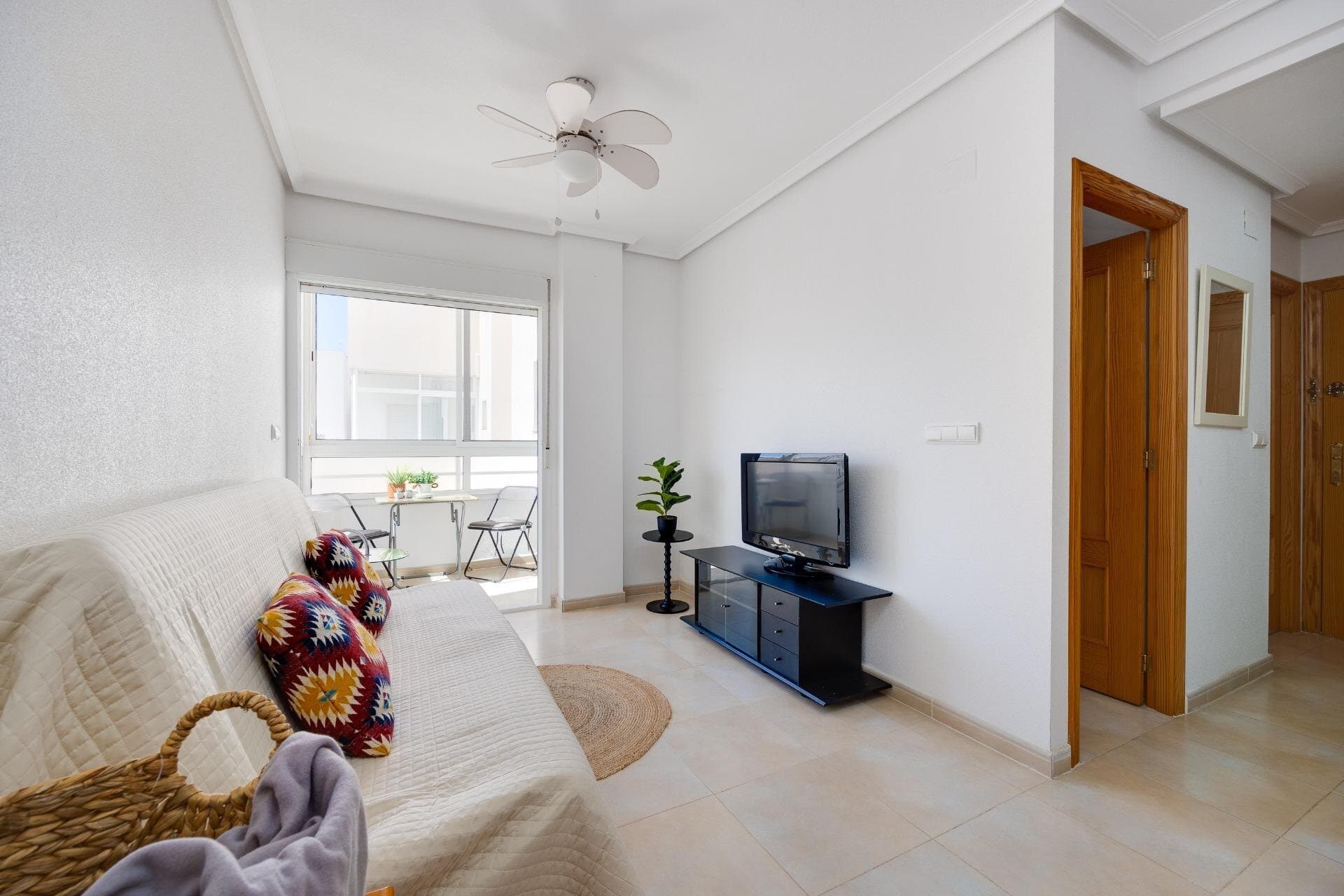 1-Bedroom Penthouse in Torrevieja - 3