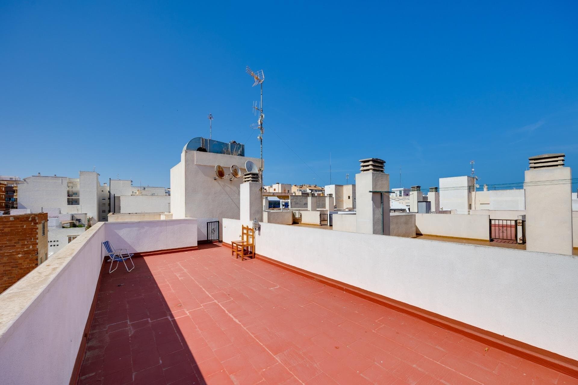 1-Bedroom Penthouse in Torrevieja - 31