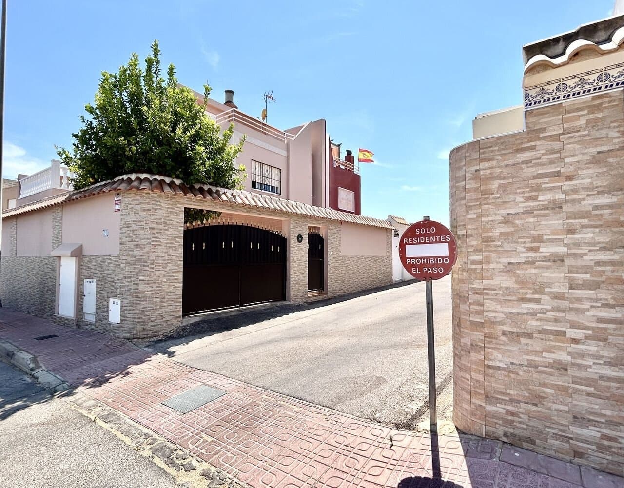 Casa de 2 Dormitorios en La Siesta, Torrevieja - 32