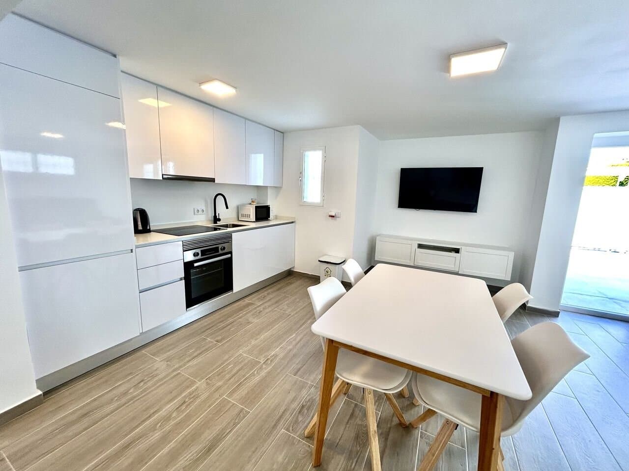 5-Bedroom Villa in Villamartin, Orihuela Costa - 41
