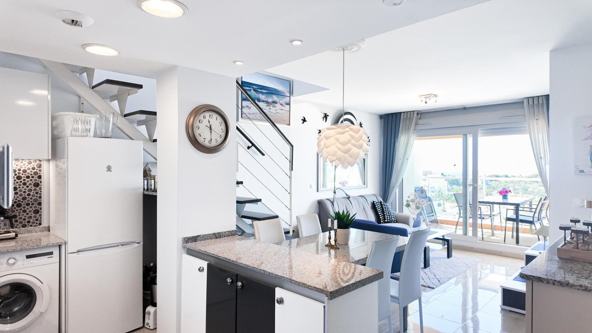 Apartamento de 2 Dormitorios en Villamartín-las Filipinas, Orihuela Costa - 15
