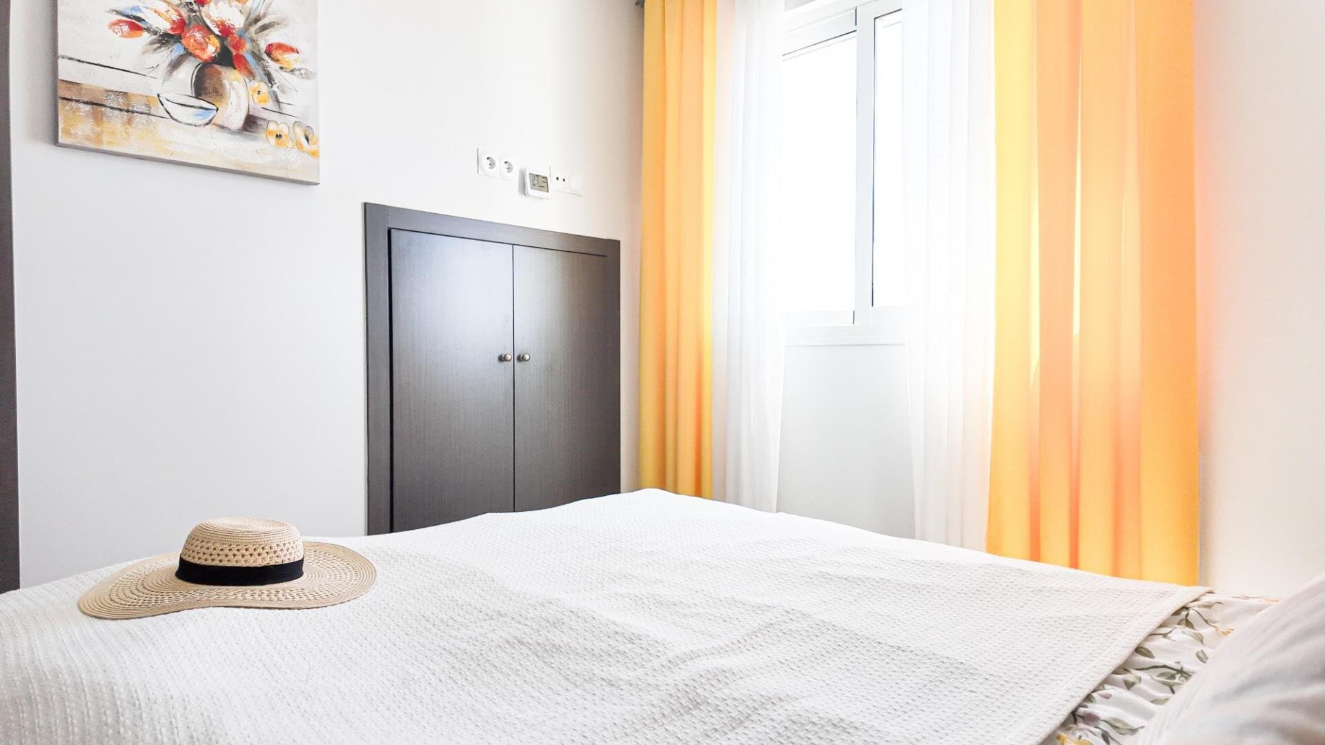 Apartamento de 2 Dormitorios en Villamartín-las Filipinas, Orihuela Costa - 27