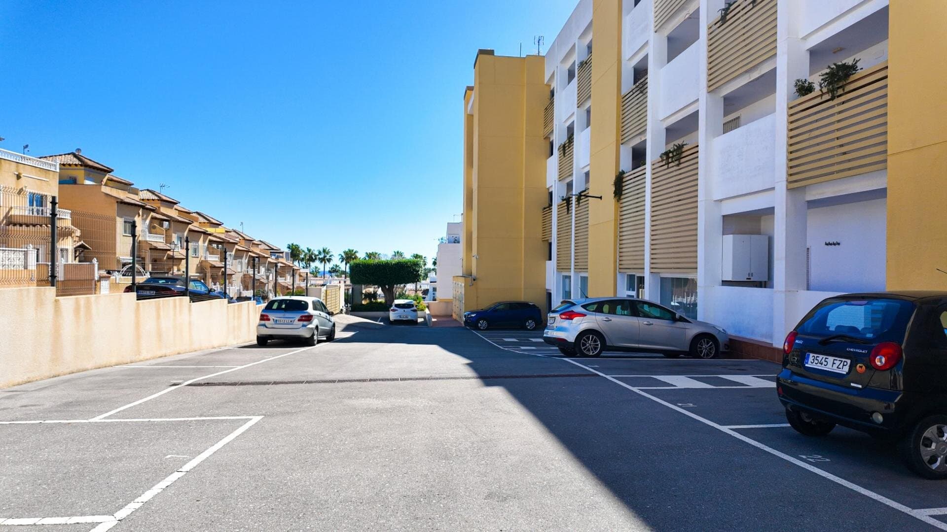 Apartamento de 2 Dormitorios en Villamartín-las Filipinas, Orihuela Costa - 37