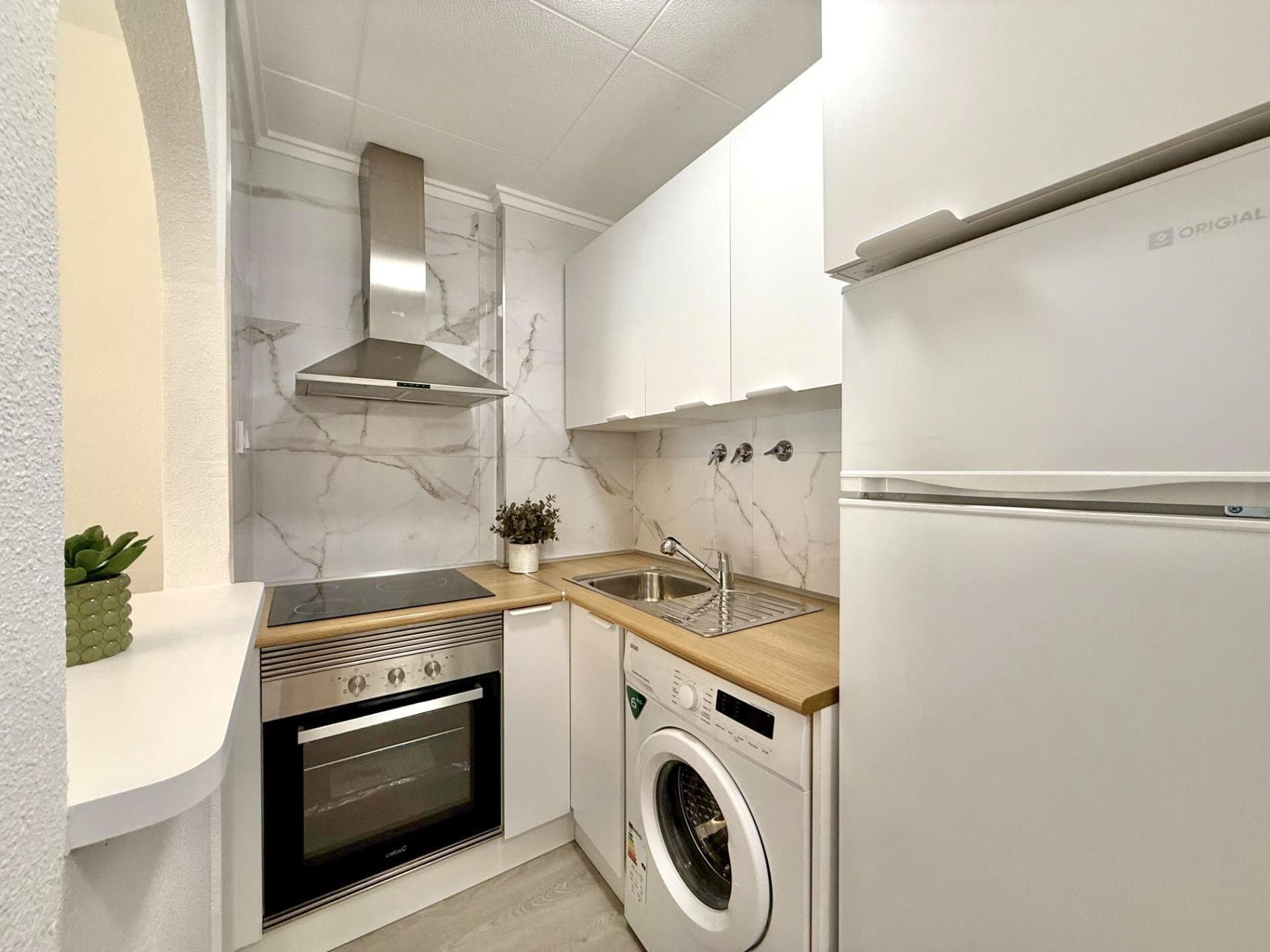 1-Bedroom Apartment in Playa del Cura, Torrevieja - 15