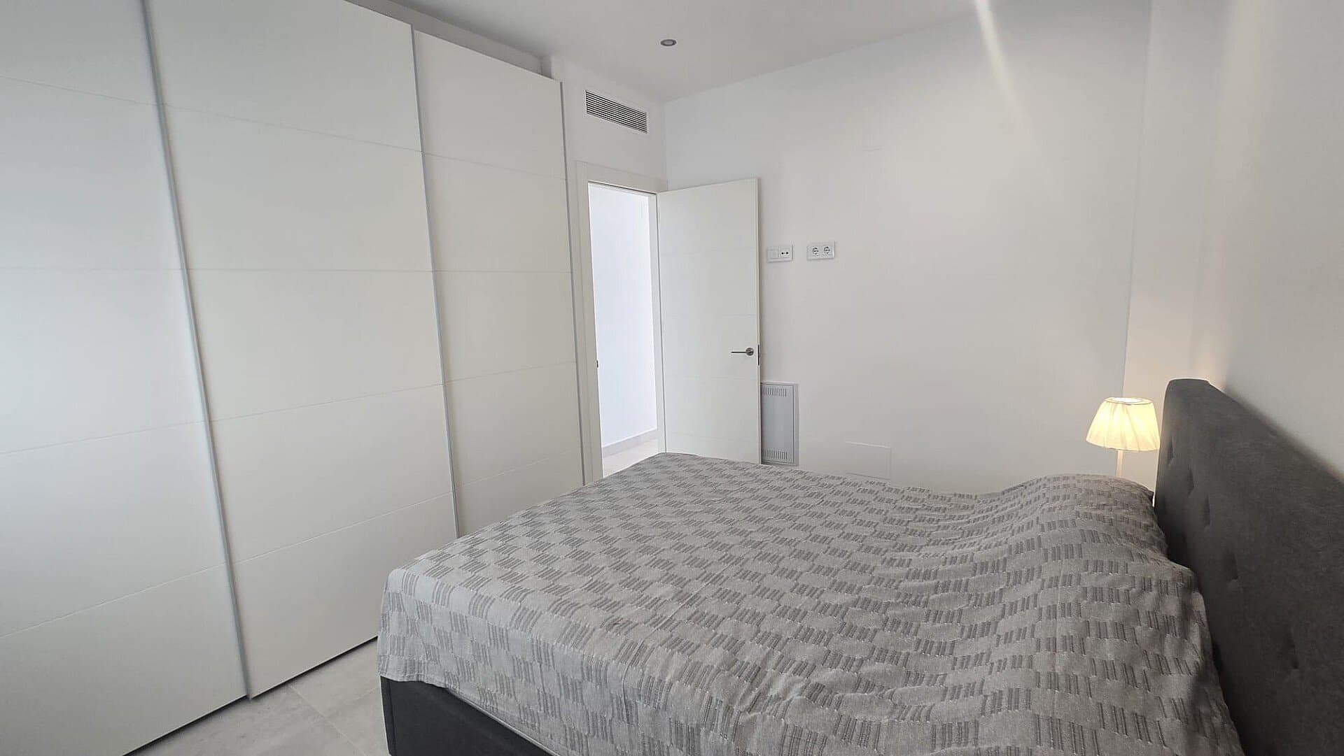2-Bedroom Penthouse in Pilar de la Horadada - 10