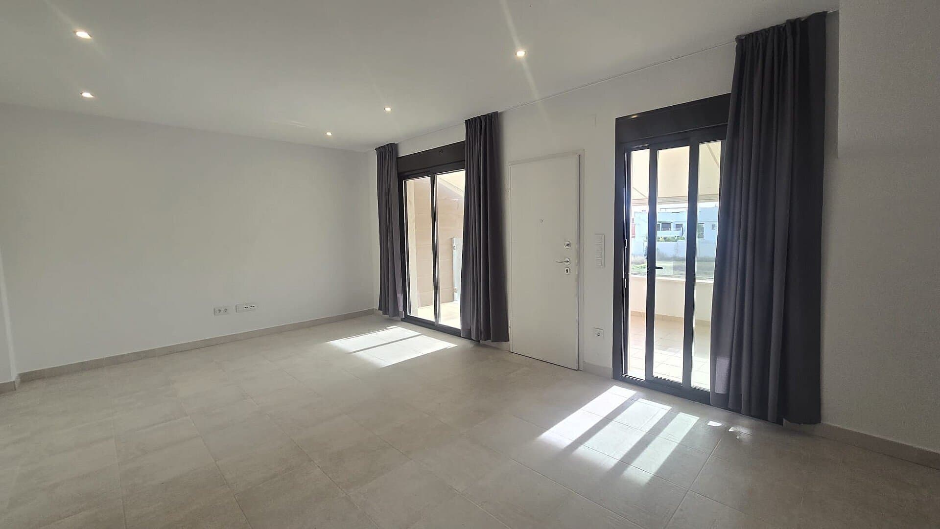 2-Bedroom Penthouse in Pilar de la Horadada - 6