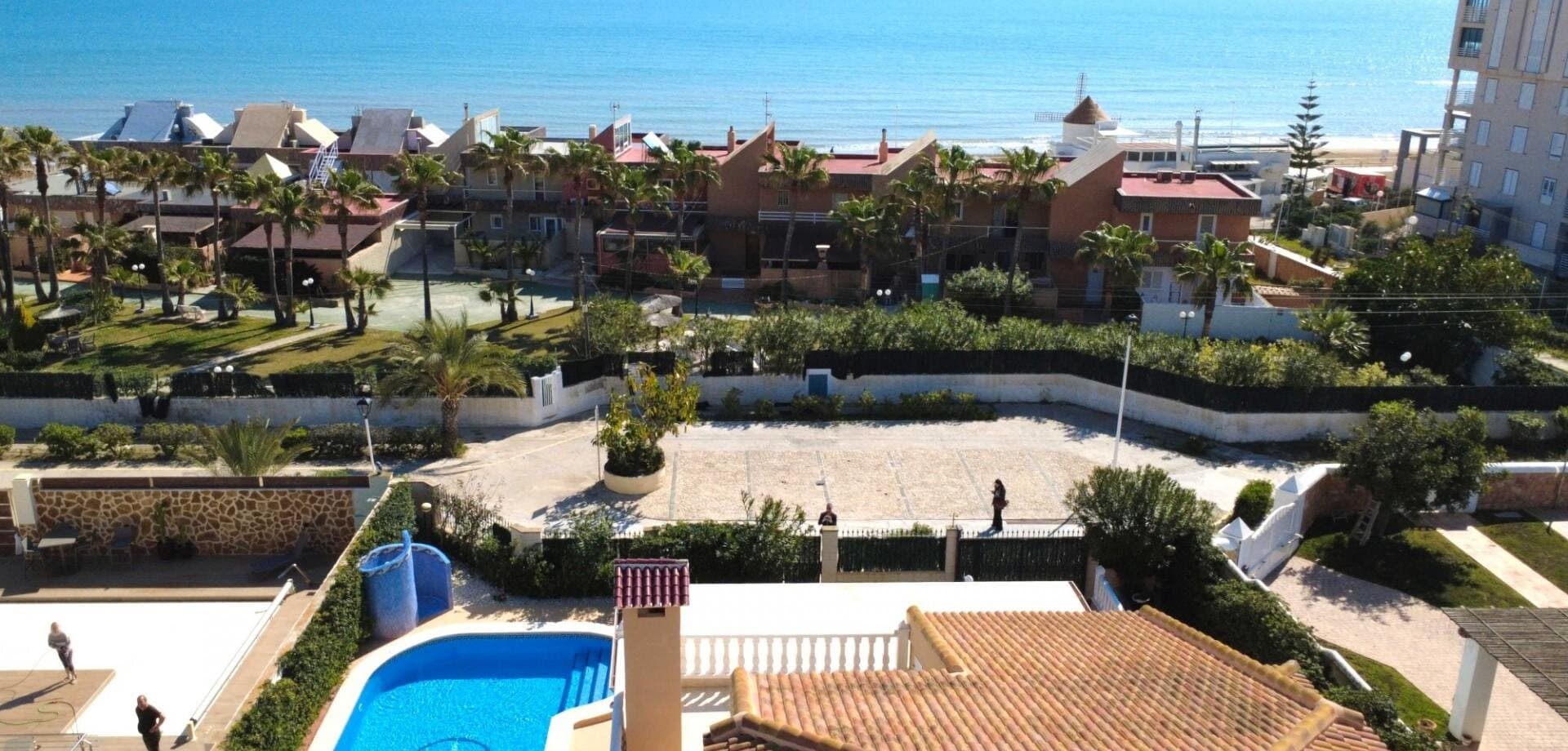 5-Bedroom Villa in Torre la Mata, Torrevieja - 6