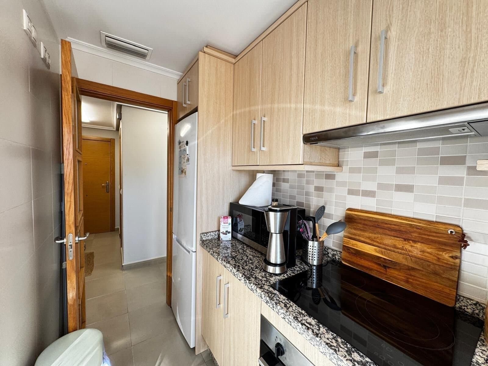 3-Bedroom Apartment in Playa de los Locos, Torrevieja - 13