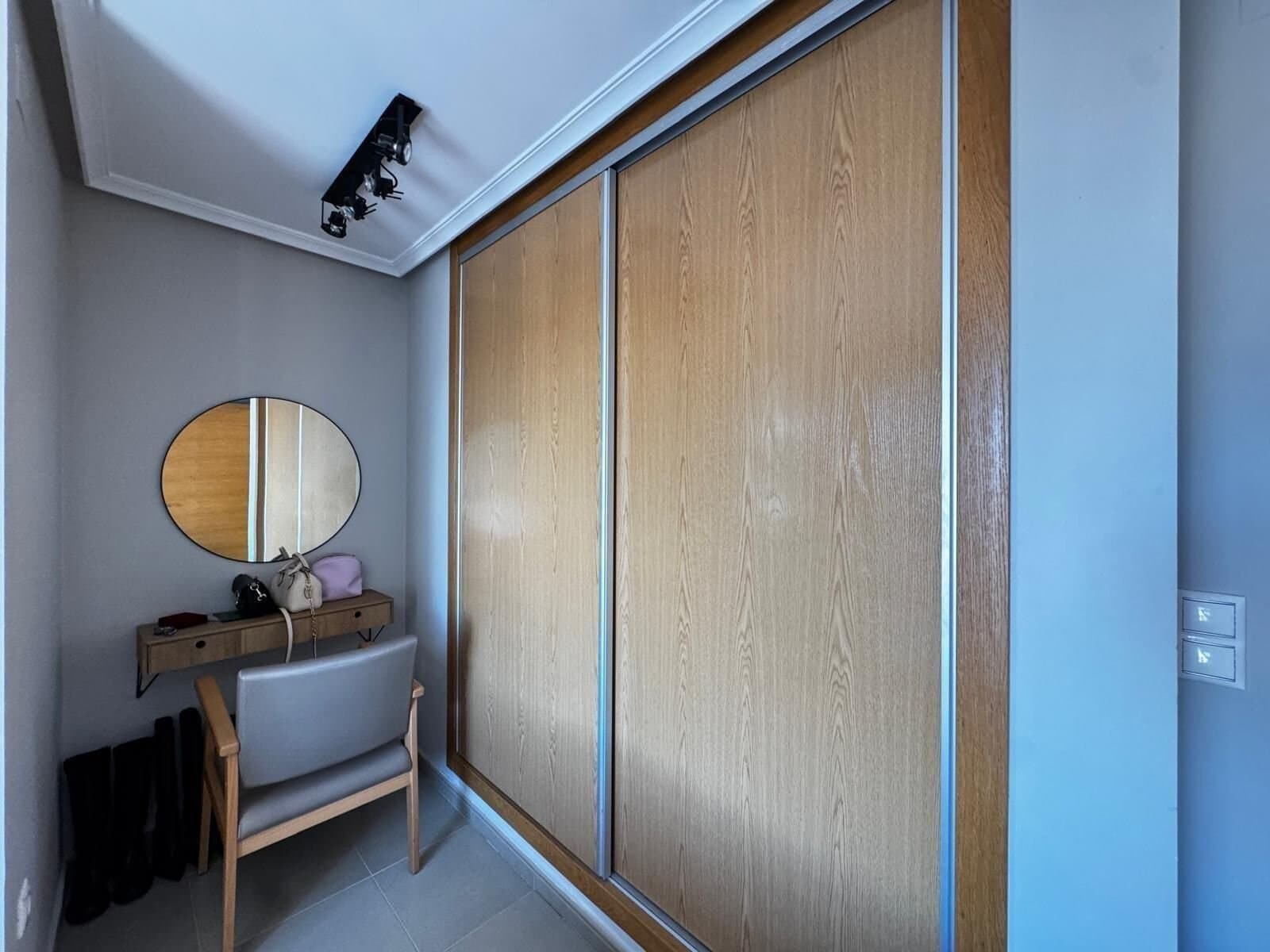 3-Bedroom Apartment in Playa de los Locos, Torrevieja - 16