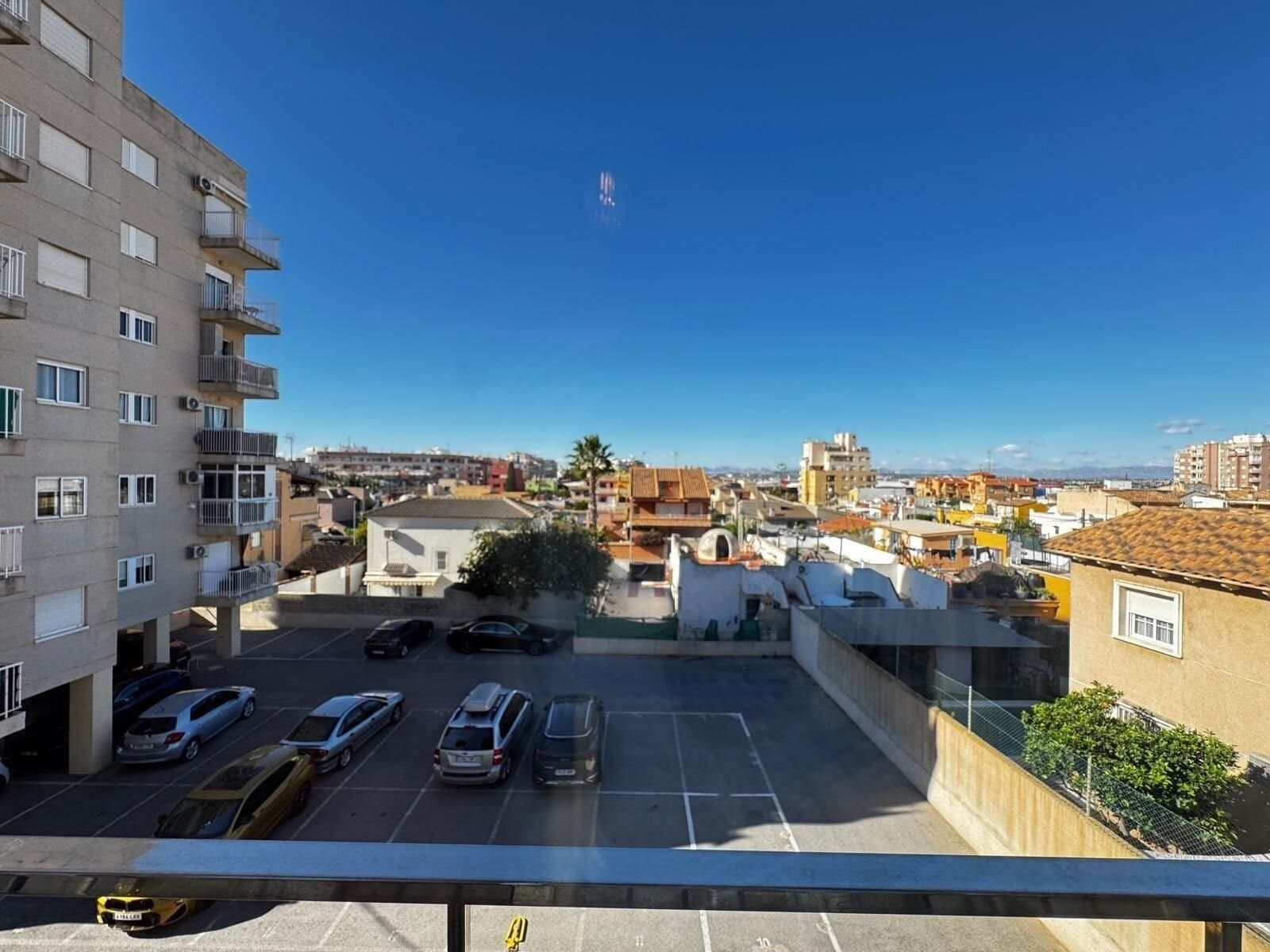 3-Bedroom Apartment in Playa de los Locos, Torrevieja - 30