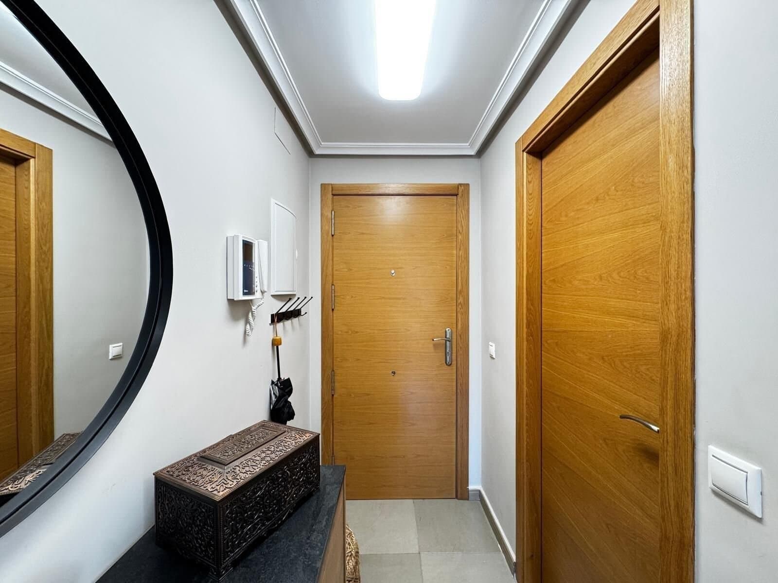 3-Bedroom Apartment in Playa de los Locos, Torrevieja - 4
