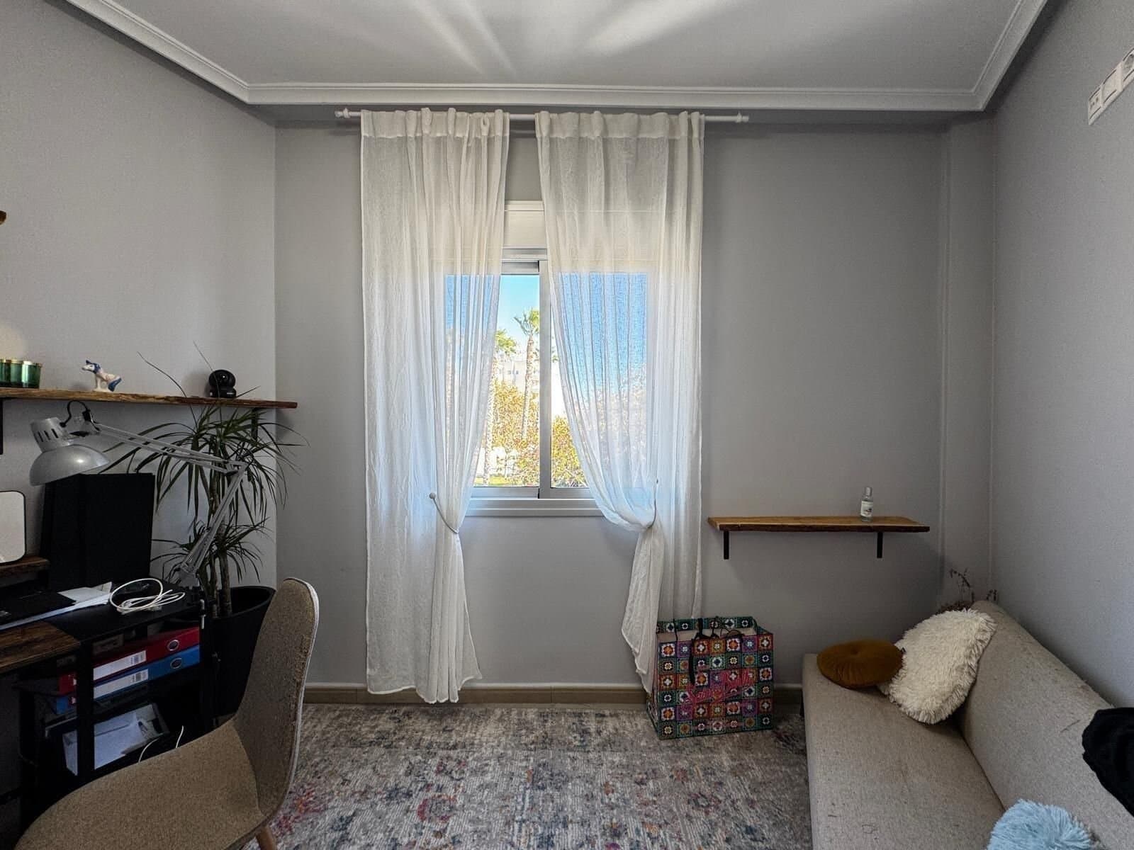 3-Bedroom Apartment in Playa de los Locos, Torrevieja - 41