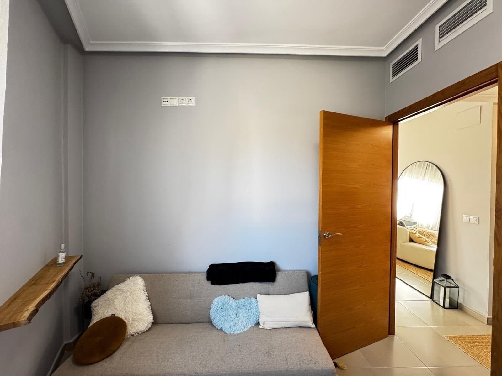 3-Bedroom Apartment in Playa de los Locos, Torrevieja - 42