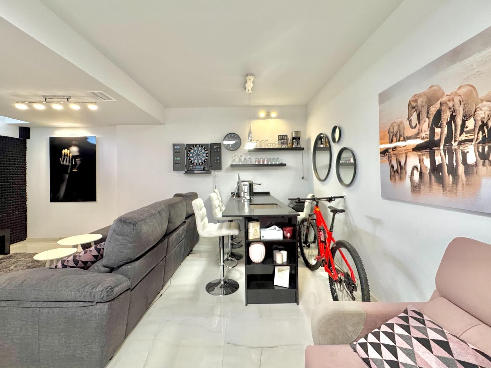 4-Bedroom Villa in Lomas de Cabo Roig, Orihuela Costa - 33