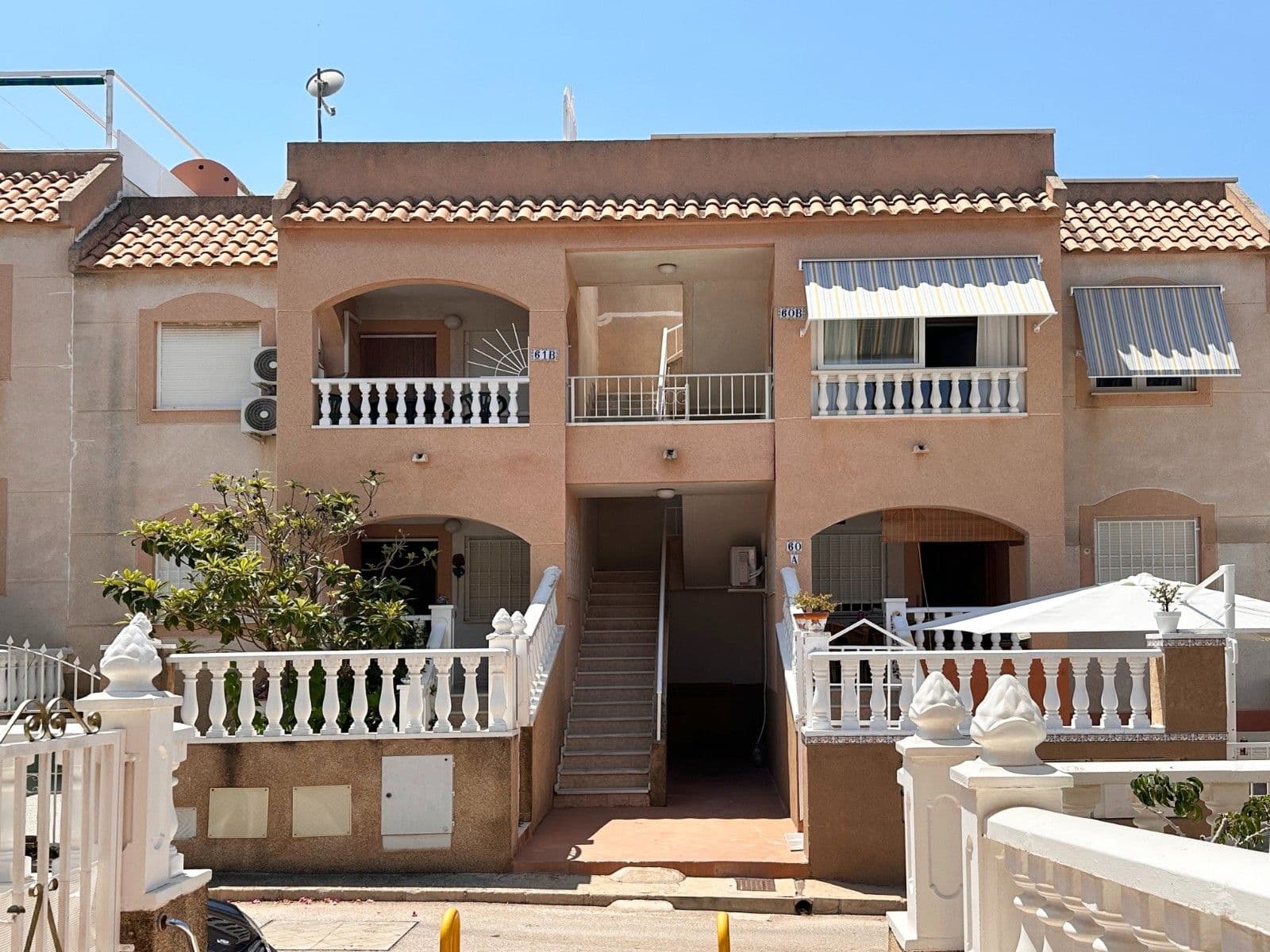 Bungalow de 2 Dormitorios en Centro, Torrevieja