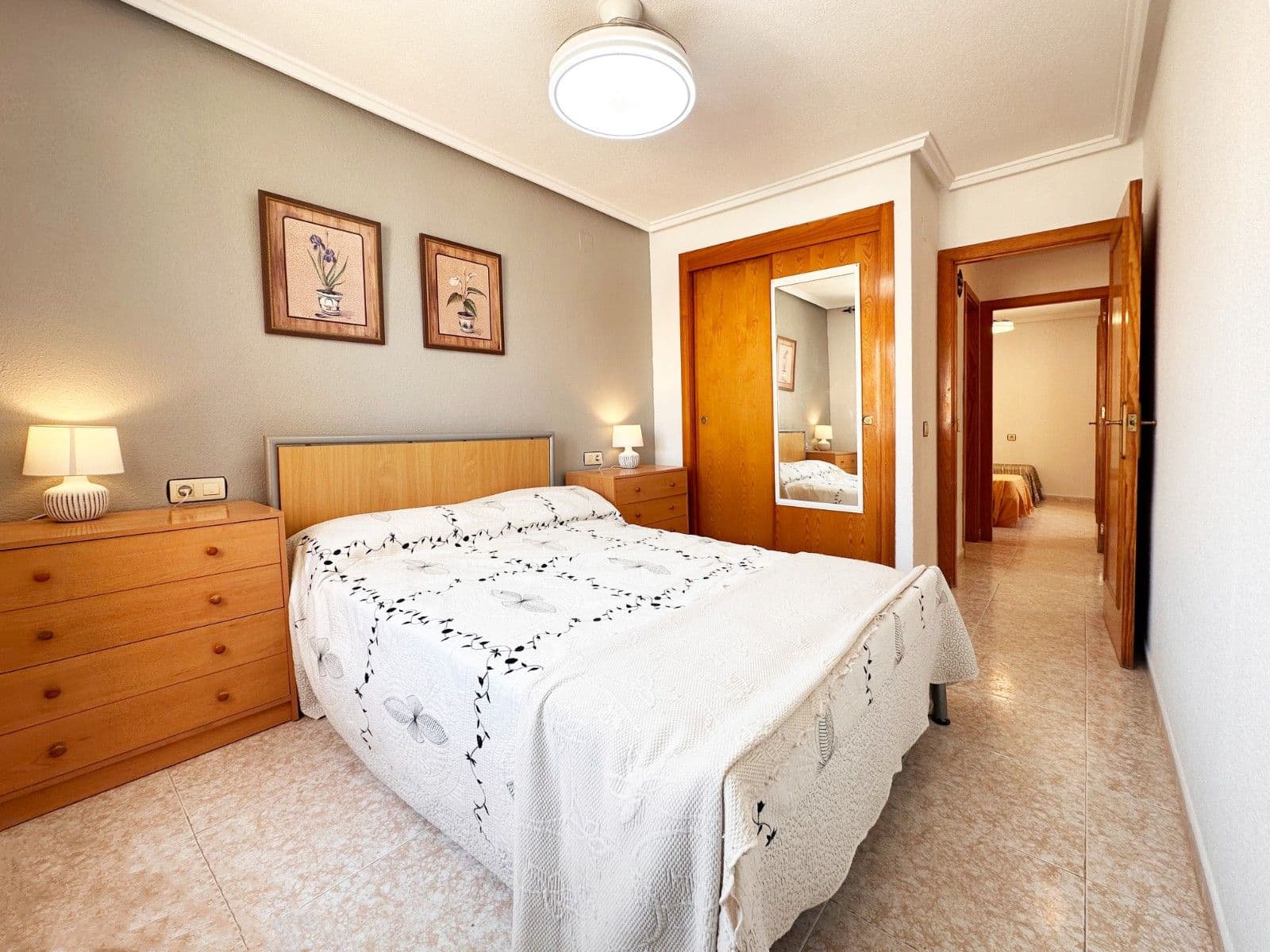 Bungalow de 2 Dormitorios en Centro, Torrevieja - 19