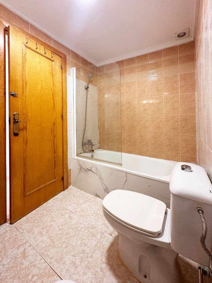 Bungalow de 2 Dormitorios en Centro, Torrevieja - 22