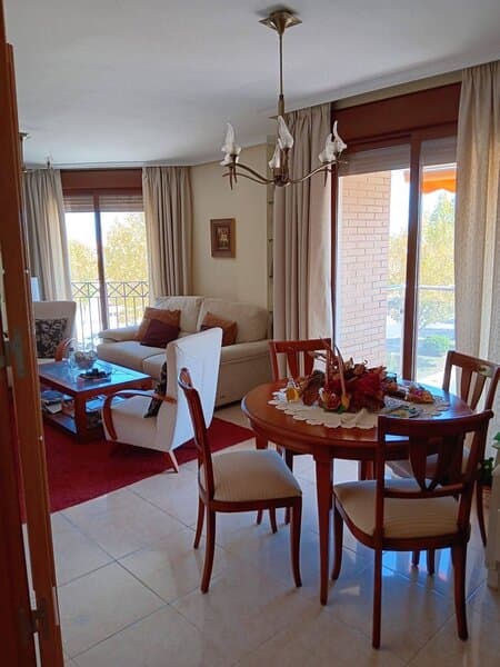 Apartamento de 3 Dormitorios en Pilar de la Horadada, Pilar de la Horadada
